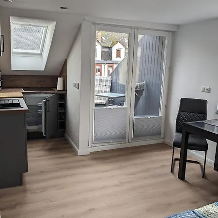 Haus Am Weinberg زيل ان دير موسل